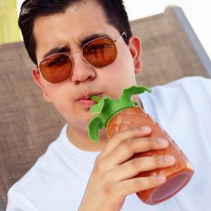 Meet your Posher, Manuel